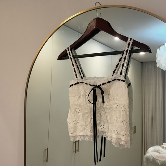 Isabelles Cabinet Dreaming of Summer Top - Size S - Picture 3 of 4